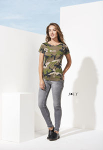 Camo Women | T Shirt personnalisé pour femme